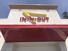 门面-In-N-Out Burger(LAX)