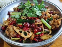香锅牛蛙-疯狂鸭脑壳(俱进路店)