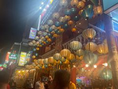 -Bánh Mì Huynh Hoa