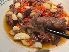 -费大厨辣椒炒肉(万家丽一店)