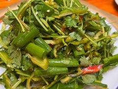 -一群羊手扒肉·火锅·早茶(远东公寓店)