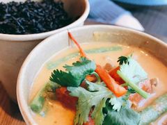 泰式红咖喱牛肉饭-wagas(暖山店)