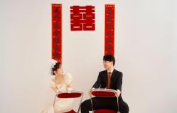 -喜爱高定婚纱摄影