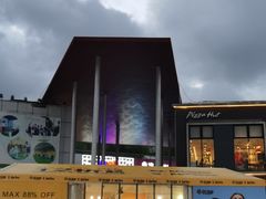 -证大大拇指广场(芳甸路店)