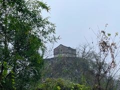 -高荡千年布依古寨旅游景区