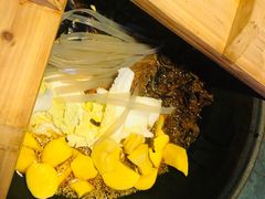 鸡肉锅-农家铁锅炖(太阳沟店)