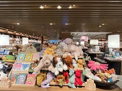 -茑屋书店(天目里店)