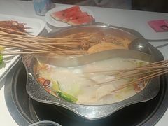 -佰人王串串香火锅(洋珠巷店)