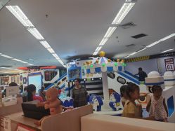 -孩子王童乐园(西安盛龙店)