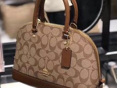 -COACH蔻驰(银泰店)