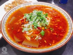 -聚汇三少·龙虾·中餐厅(莫邪路新天地店)