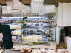 面包甜点陈列柜-幸福蛋糕坊(金顶街店)