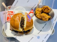 -TRIPS BURGER(大钟寺店)