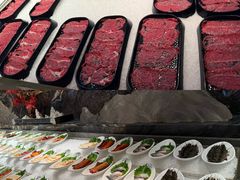 -雍容荟帝王蟹活龙虾展台自助(IFS黑金店)