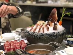 -红鼎豆捞·非遗鲍皇汤火锅(宝丰路店)