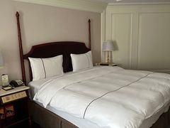 -茂名熹龙国际大酒店(人民广场高铁站店)