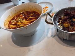 -峨嵋小镇·川菜(勒泰中心店)