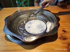 -小小河边鱼(天润城店)