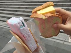 -詹爷爷乌节路街头冰淇淋