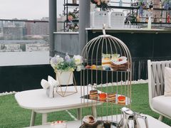 -The ROOF (通盈中心店)