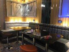 -蓝色派对KTV(聚然广场店)