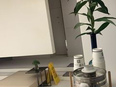 -卡罗酒店(东门晒布地铁站店)