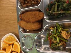 -北京市海淀外国语实验学校