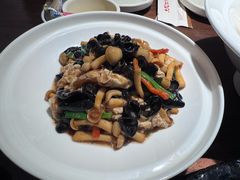 -大同江朝鲜菜•长春地标美食(绿园吾悦广场店)