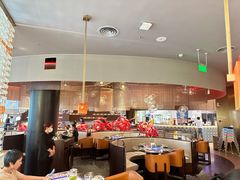 -麻六记(凤凰汇店)