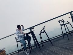 -黄金时代游泳健身云畔会所(绿地中心双子塔店)