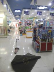 -孕婴世界连锁(十陵和平路店)