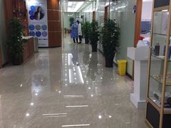 -茂菊口腔连锁(浦东南路店)