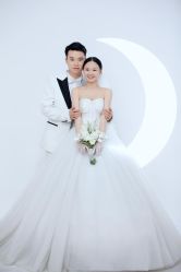 -AOROA·奥洛拉婚纱摄影·旅拍·礼服