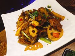 -三人行骨头王火锅(长寿店)