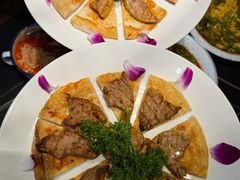 -鸭绿江海鲜烧烤大排档(杏林街店)