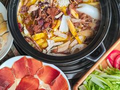 -一朵菌·野生菌探索家火锅(南亚店)