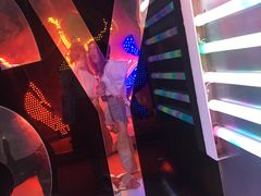-厦门帷幕开啦红地毯蜡像艺术馆