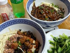 -沪西老弄堂面馆(定西路店)