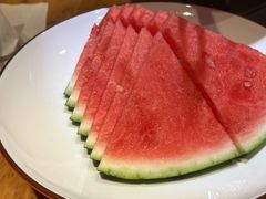 -帅巴人舅母子腊蹄民俗村
