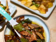-老乡鸡(上海白玉兰广场店)