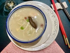 -梅龙镇酒家(南京西路总店)