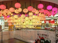 -m豆巧克力世界(上海世茂广场店)