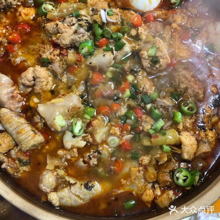 湘聚南县土菜馆(龙山二路店)鱼籽鱼泡火锅图片