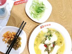 -南城香·饭香串香馄饨香(青年路店)