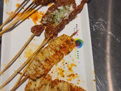 -卞二小串·鹤岗烧烤·坑烤(永定路店)