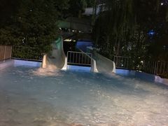 -热带风暴水上乐园(新镇路)
