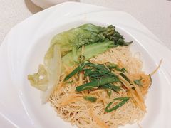 -潮庭港式茶餐厅·熊仔奶茶(同济广场店)