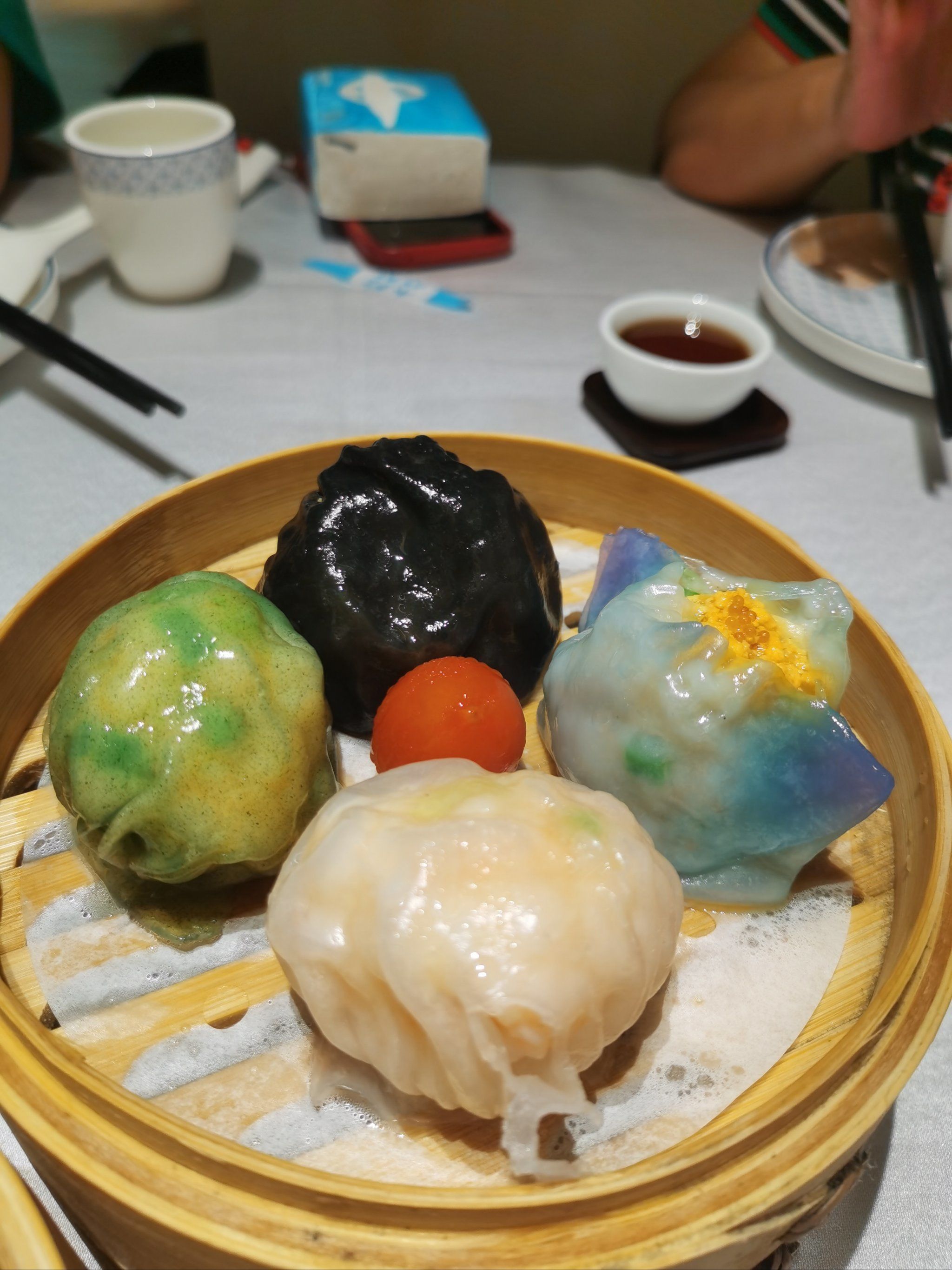 来尝尝百信广场新开业的粤集