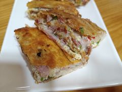 牛肉青椒壮馍-梁家牛肉壮馍(西海岸店)