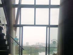 -深圳隐秀山居酒店